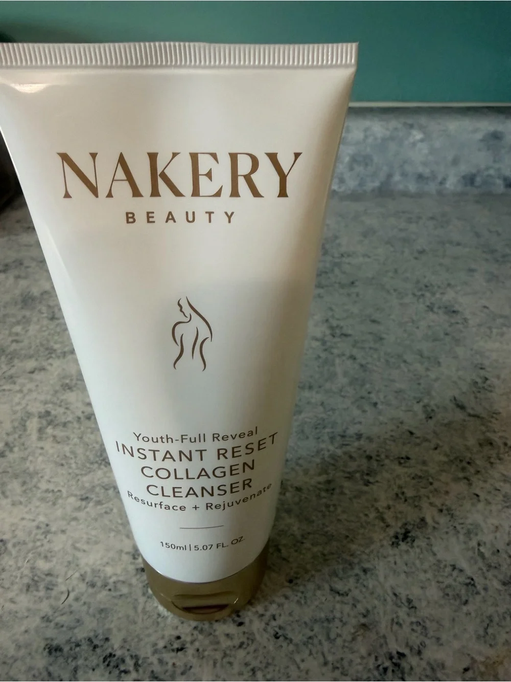 Nakery Beauty Instant Reset Collagen Cleanser — White